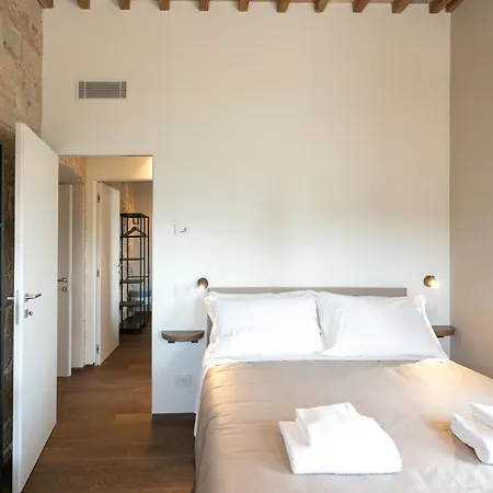 Palazzo Rinuccini Torre Siena